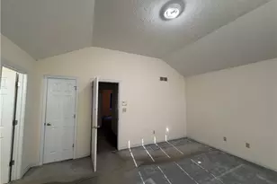 2230 E 97th St, Loveland, OH 44106 - Photo 10