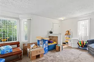 2230 E 97th St, Loveland, OH 44106 - Photo 4