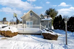 435 Locust Street S, Canal Fulton, OH 44614 - Photo 4