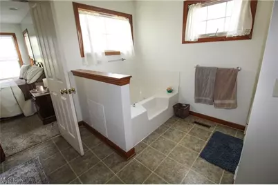 7245 Jimmie Street SW, Massillon, OH 44646 - Photo 22