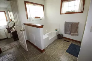 7245 Jimmie St SW, Massillon, OH 44646 - Photo 22