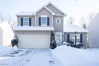 1138 Ledgestone Drive, Wadsworth, OH 44281 - Photo 2