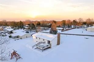 1881 Cliff Dr, Salem, OH 44460 - Photo 38