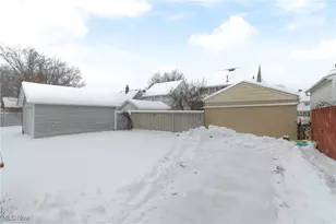 1758 10th St, Cuyahoga Falls, OH 44221 - Photo 24