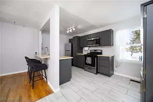 2293 Wickley Ave, Stow, OH 44224 - Photo 8