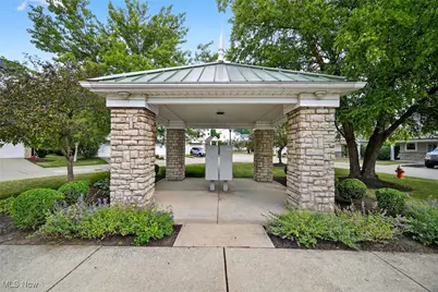 17639 Wildwood Lane, Loveland, OH 44119 - Photo 26