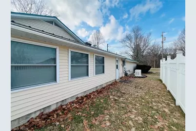 5126 Chestnut Hill Drive, Ashtabula, OH 44004 - Photo 10