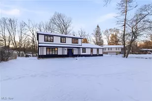 431 Trudy Ave, Munroe Falls, OH 44262 - Photo 2