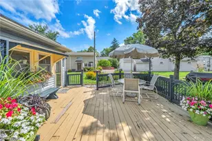 17544 Pine Ct, Lake Milton, OH 44429 - Photo 6