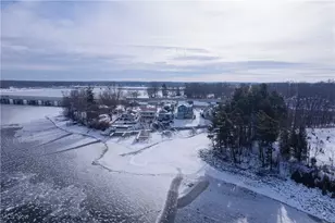17544 Pine Ct, Lake Milton, OH 44429 - Photo 6