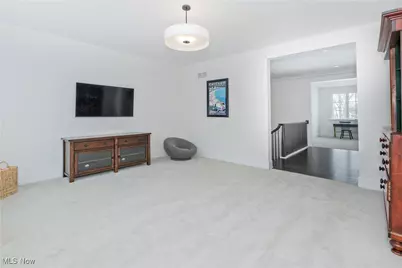 300 Woodridge Lane, Chagrin Falls, OH 44022 - Photo 24