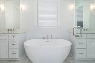 300 Woodridge Ln, Chagrin Falls, OH 44022 - Photo 18