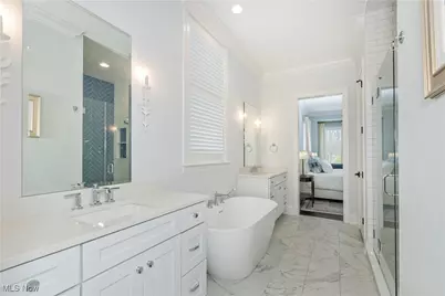 300 Woodridge Lane, Chagrin Falls, OH 44022 - Photo 16