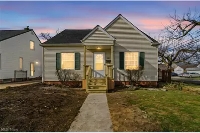 352 E 328th Street, Willowick, OH 44095 - Photo 2
