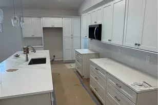 7885 Fox Hunter Ln, Concord Twp, OH 44077 - Photo 6