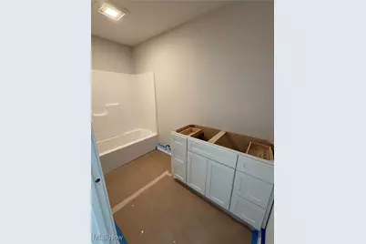 7885 Fox Hunter Lane, Concord, OH 44077 - Photo 14