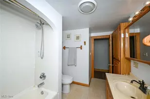 1810 Carter Ave, Akron, OH 44301 - Photo 28