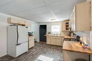 5213 Ridge Ave SE, Canton, OH 44707 - Photo 10