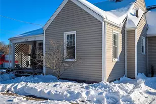 2036 E Main St, Louisville, OH 44641 - Photo 2