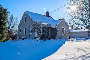 2036 E Main St, Louisville, OH 44641 - Photo 30