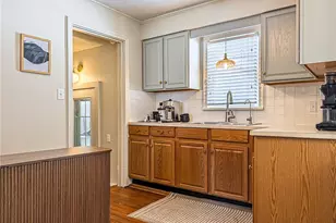 2036 E Main St, Louisville, OH 44641 - Photo 8