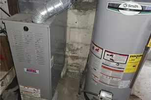 14510 Granger Rd, Maple Heights, OH 44137 - Photo 16