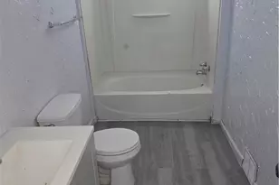 14510 Granger Rd, Maple Heights, OH 44137 - Photo 14