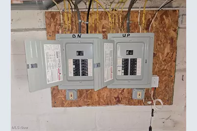 14510 Granger Road, Maple Heights, OH 44137 - Photo 8