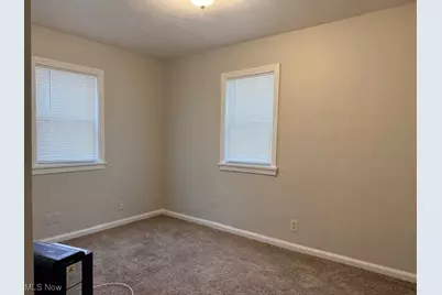 990 Kelly Avenue, Akron, OH 44306 - Photo 12