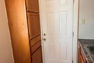 990 Kelly Ave, Akron, OH 44306 - Photo 6