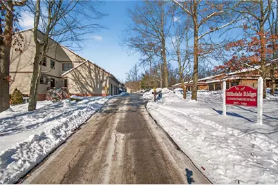 7821 Hills and Dales Road NW #C, Massillon, OH 44646 - Photo 2