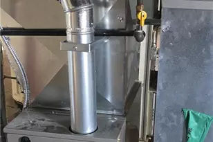 14512 Granger Rd, Maple Heights, OH 44137 - Photo 20