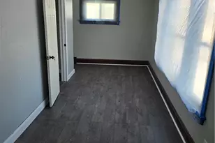 14512 Granger Rd, Maple Heights, OH 44137 - Photo 4