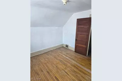 14512 Granger Road, Maple Heights, OH 44137 - Photo 20