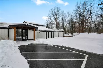 1929 E Royalton Road, Grandview Heights, OH 44147 - Photo 2