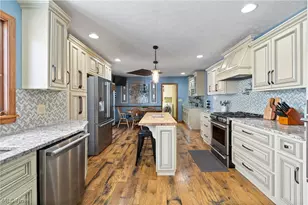 5107 Fox Ridge Dr, Green, OH 44720 - Photo 8