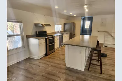 4302 John Avenue #Up, Loveland, OH 44113 - Photo 2