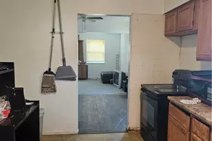 1331 E 88th St, Loveland, OH 44106 - Photo 6