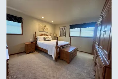 10548 Briar Hill Drive, Kirtland, OH 44094 - Photo 20