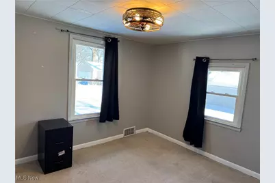 341 6th Street NE, Barberton, OH 44203 - Photo 24