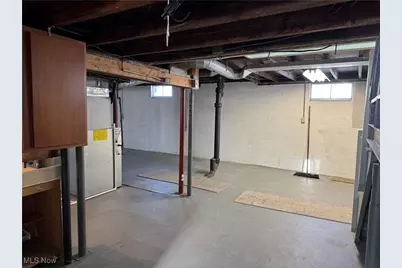 341 6th Street NE, Barberton, OH 44203 - Photo 30