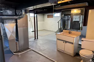 341 6th St NE, Barberton, OH 44203 - Photo 34