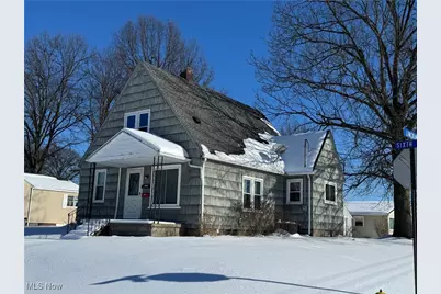 341 6th Street NE, Barberton, OH 44203 - Photo 1
