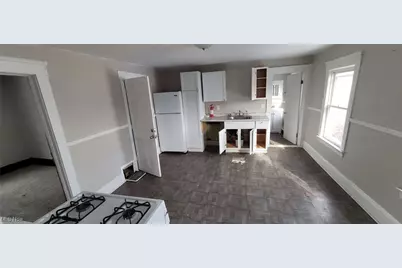 11704 Matherson Avenue, Loveland, OH 44135 - Photo 12