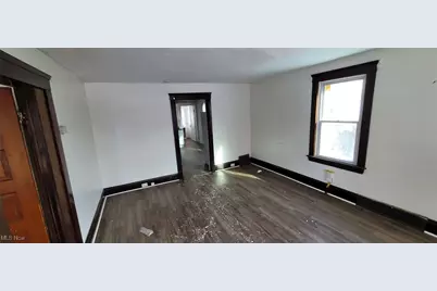 11704 Matherson Avenue, Loveland, OH 44135 - Photo 2