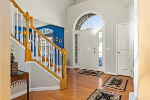 4051 Turnberry Dr, Medina, OH 44256 - Photo 2