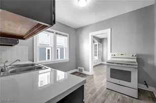 1854 Grantham Rd, Loveland, OH 44112 - Photo 18