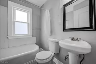 1854 Grantham Rd, Loveland, OH 44112 - Photo 20