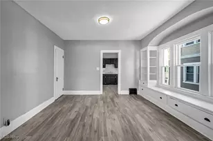 1854 Grantham Rd, Loveland, OH 44112 - Photo 10