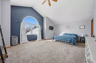 6416 Blossomwood Cir NE, Canton, OH 44721 - Photo 16